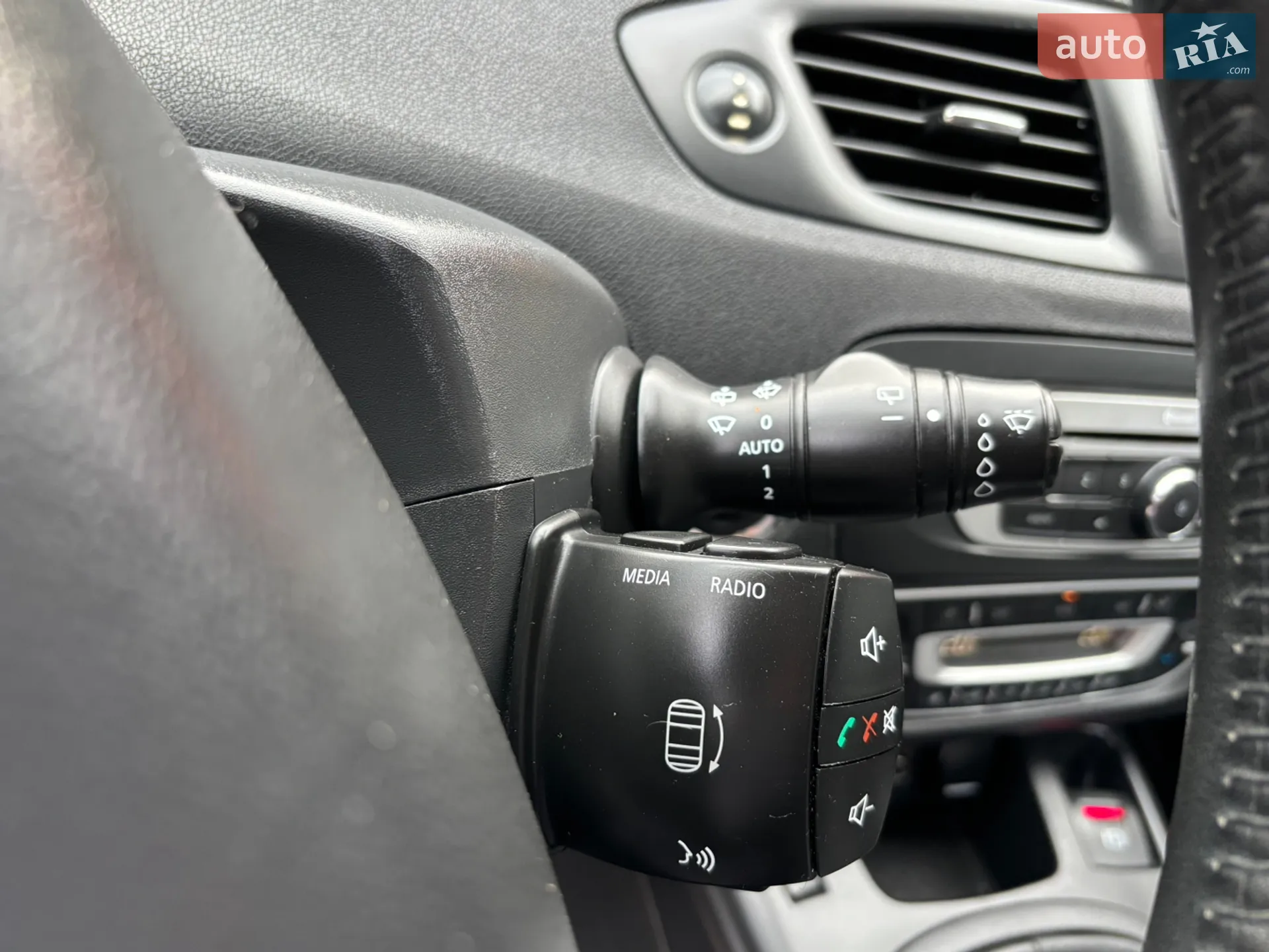 2014 Renault Scenic - мініатюра 39