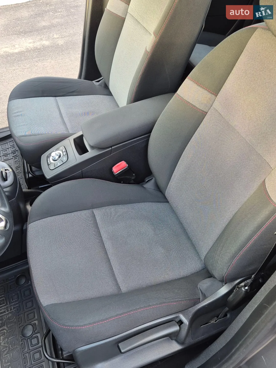 2014 Renault Scenic - мініатюра 22