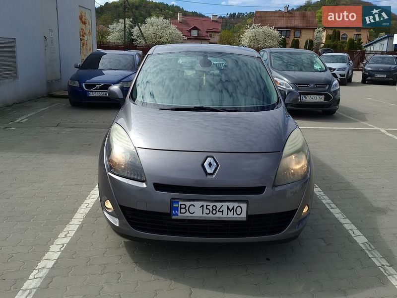 Renault Scenic 2011