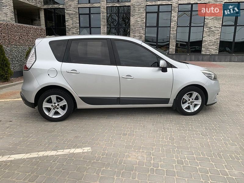 Минивэн Renault Scenic 2012 в Житомире