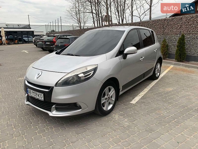 Renault Scenic 2012