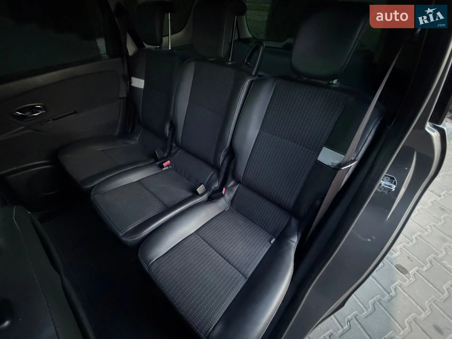 2014 Renault Scenic - мініатюра 18