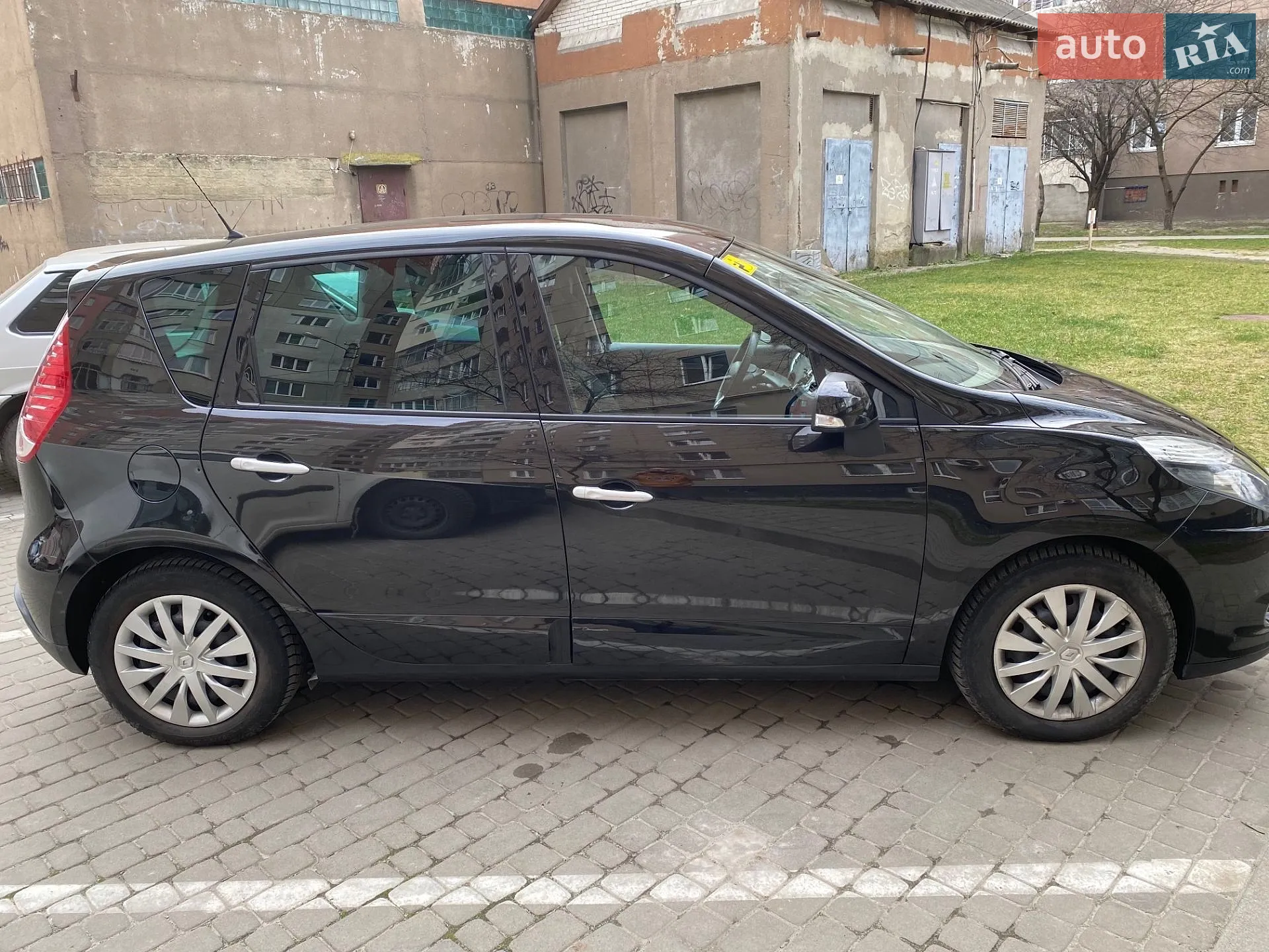 2010 Renault Scenic - мініатюра 7