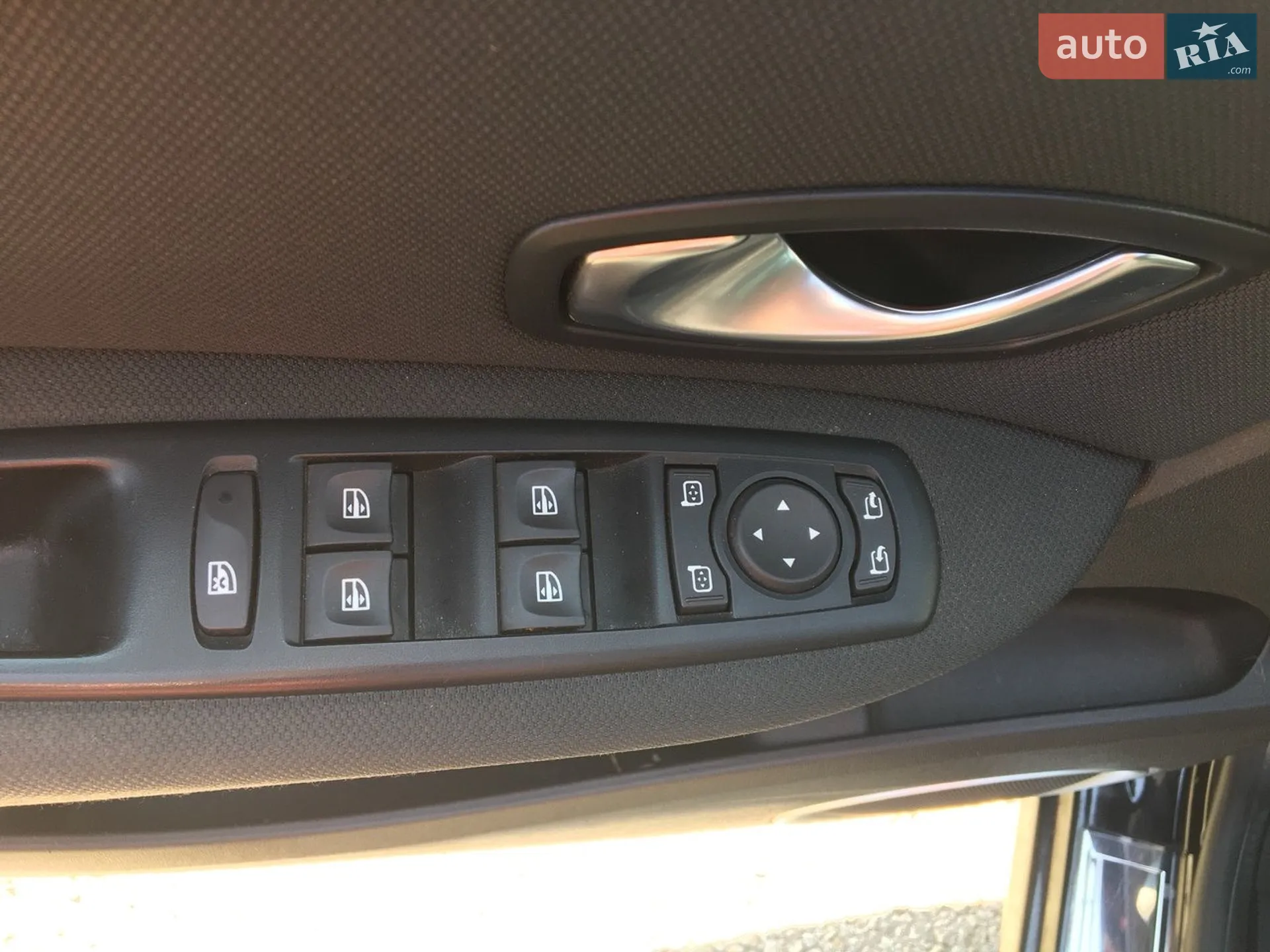 2010 Renault Scenic - мініатюра 11