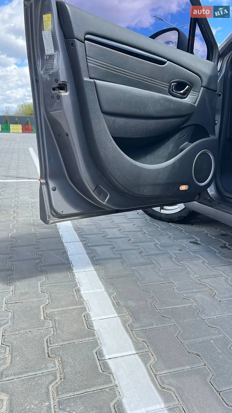 2011 Renault Scenic - мініатюра 9