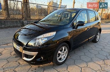 Мінівен Renault Scenic 2011 в Хмельницькому
