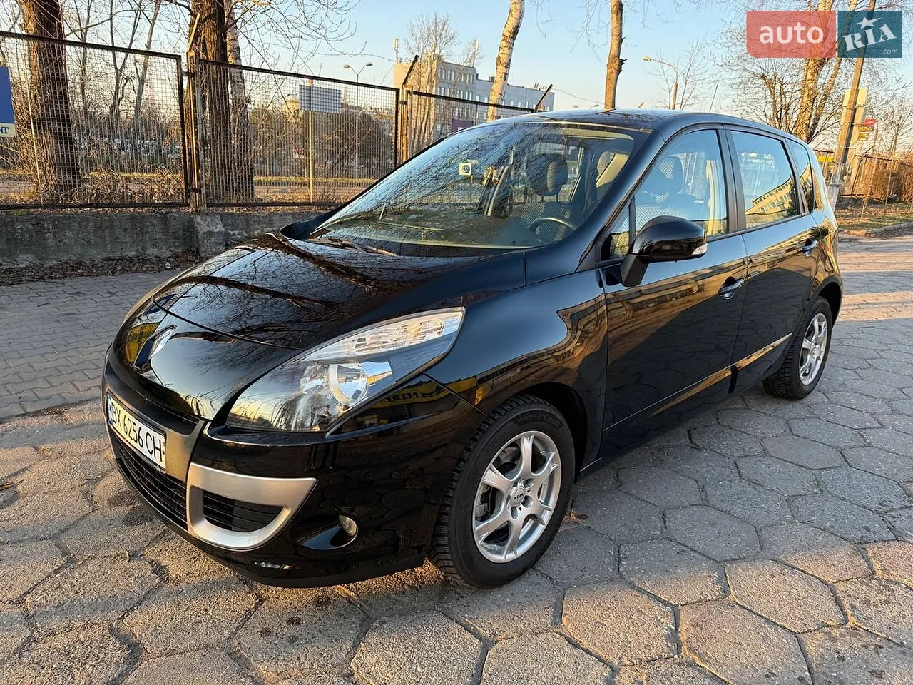 2012 Renault Scenic - мініатюра 16