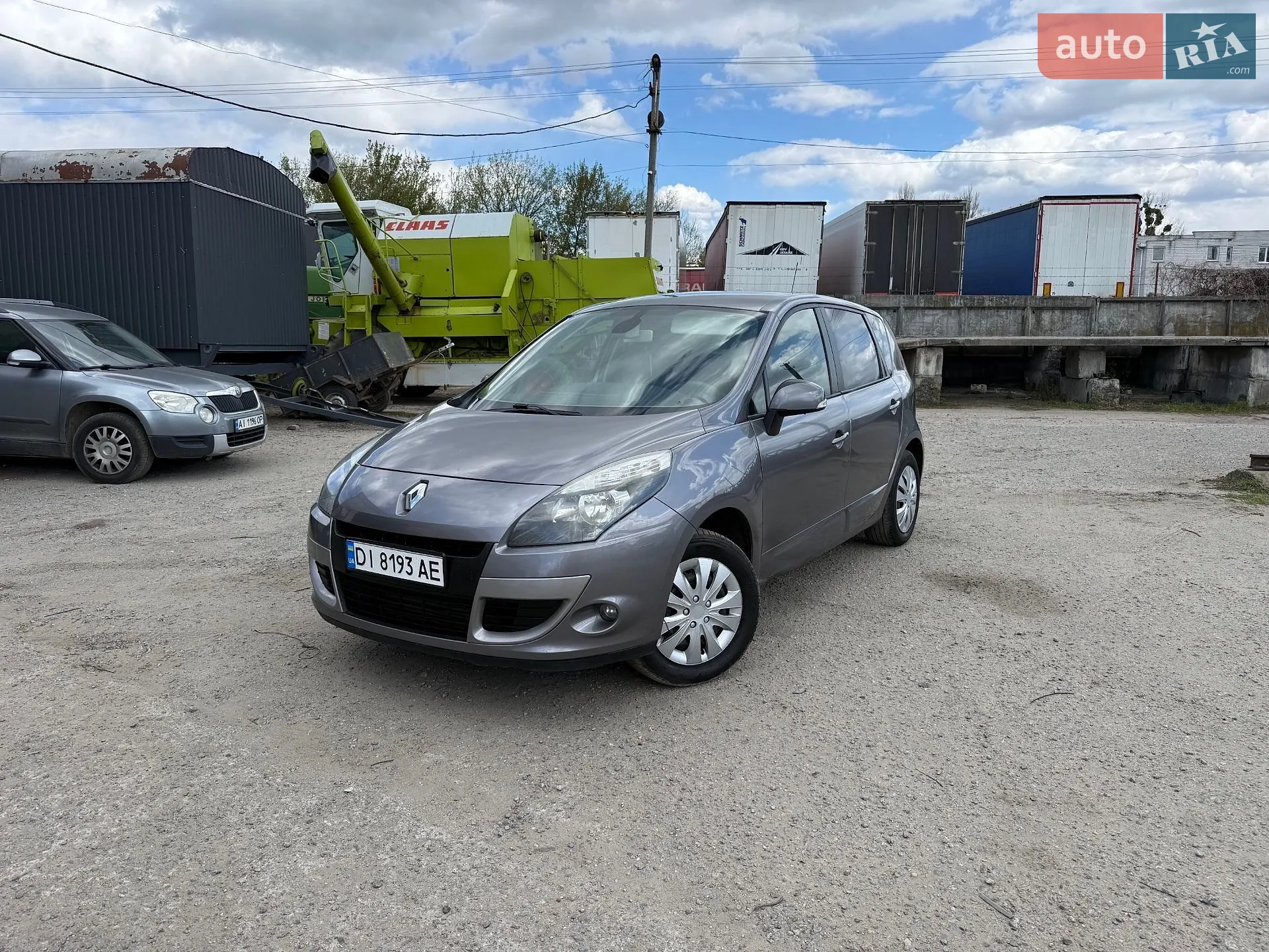 2011 Renault Scenic - фото 1