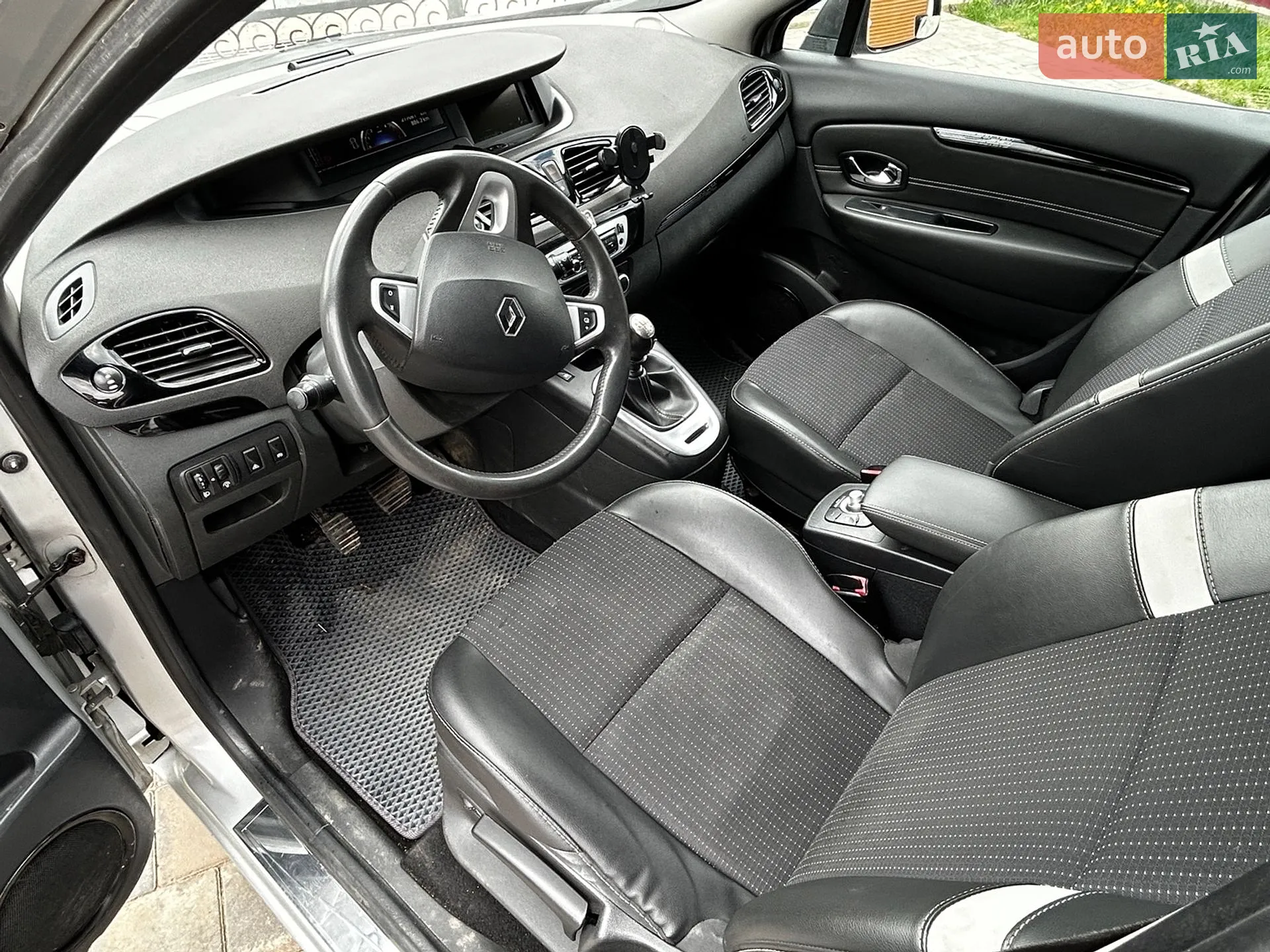 2012 Renault Scenic - мініатюра 18