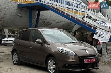 Минивэн Renault Scenic 2012 в Луцке