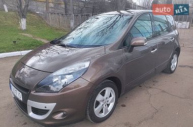 Минивэн Renault Scenic 2009 в Чернигове