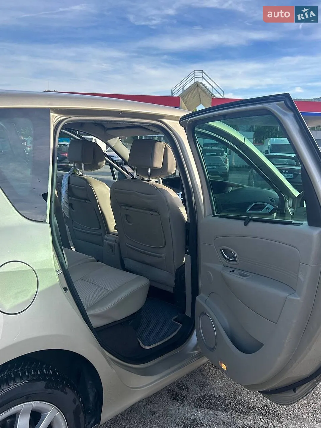 2011 Renault Scenic - мініатюра 10