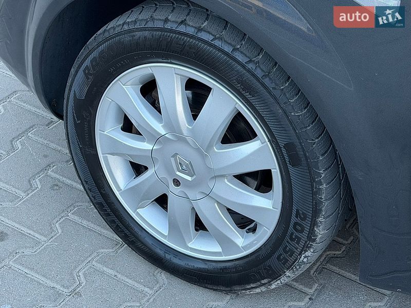 Минивэн Renault Scenic 2007 в Ровно
