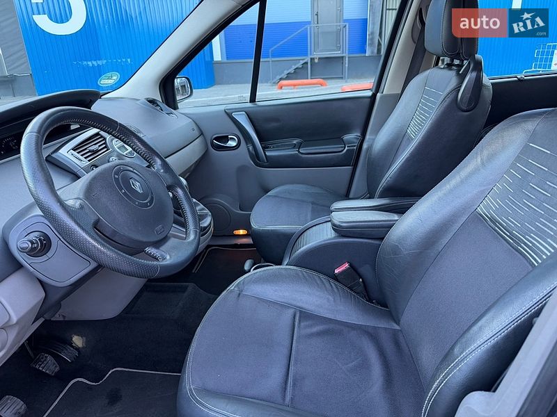 Минивэн Renault Scenic 2007 в Ровно