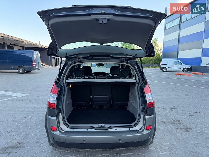 Минивэн Renault Scenic 2007 в Ровно
