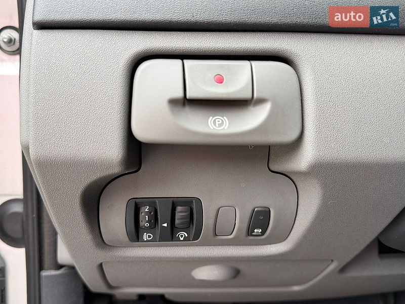 Минивэн Renault Scenic 2008 в Киеве фото 27 Минивэн Renault Scenic 2008 в Киеве