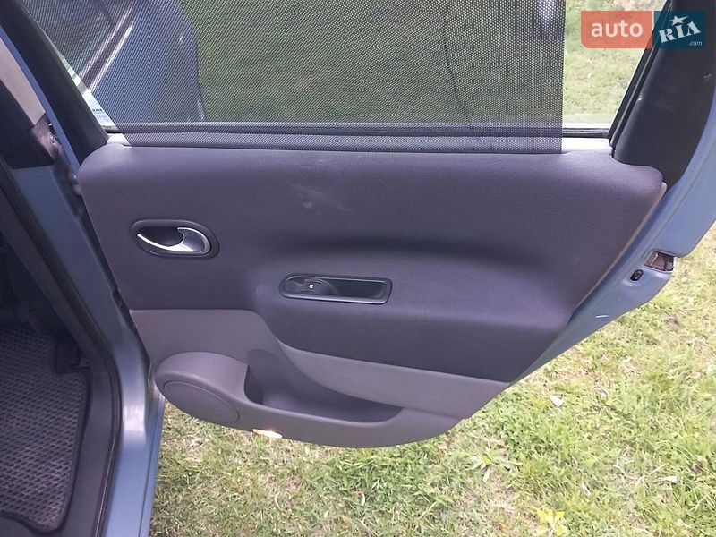 Минивэн Renault Scenic 2007 в Ровно