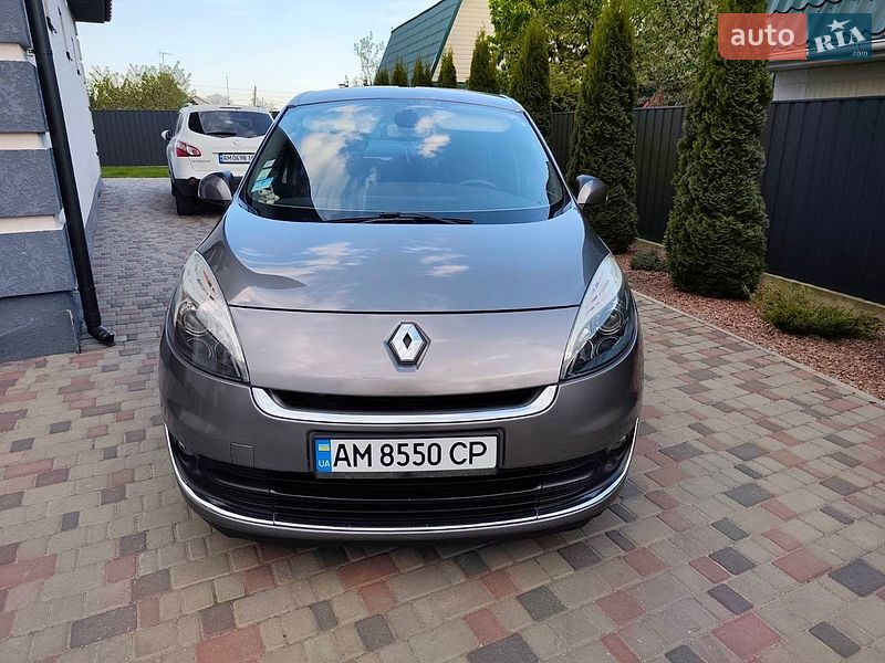 Минивэн Renault Scenic 2012 в Звягеле