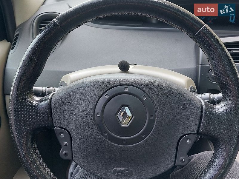 Минивэн Renault Scenic 2006 в Киеве