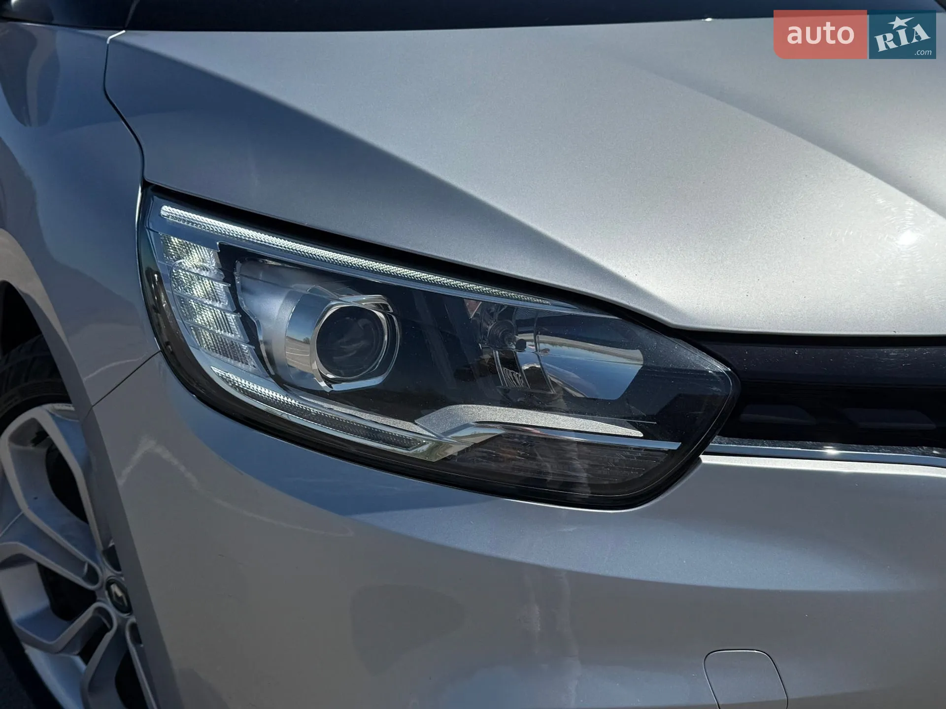 2018 Renault Scenic - мініатюра 16