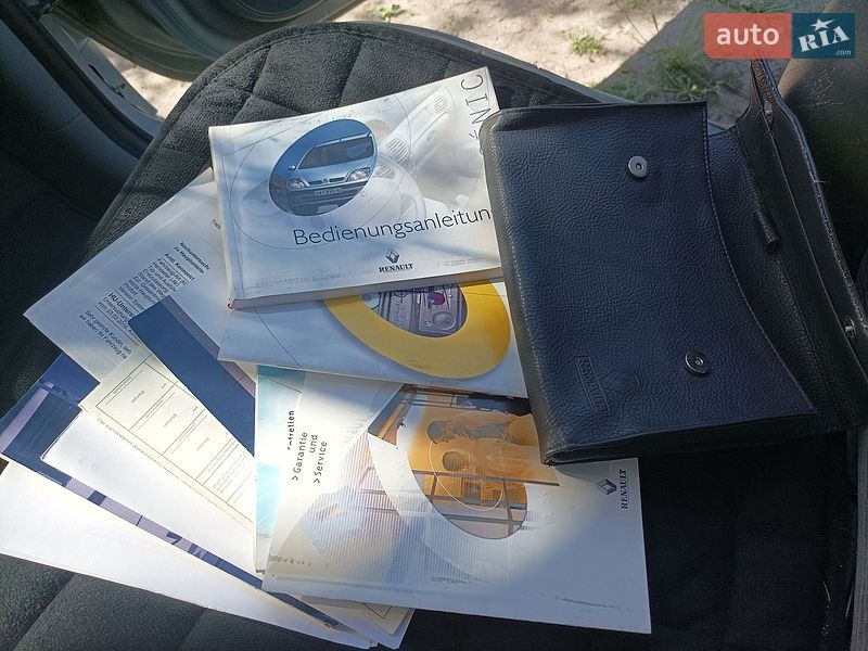 Минивэн Renault Scenic 2001 в Кобеляках
