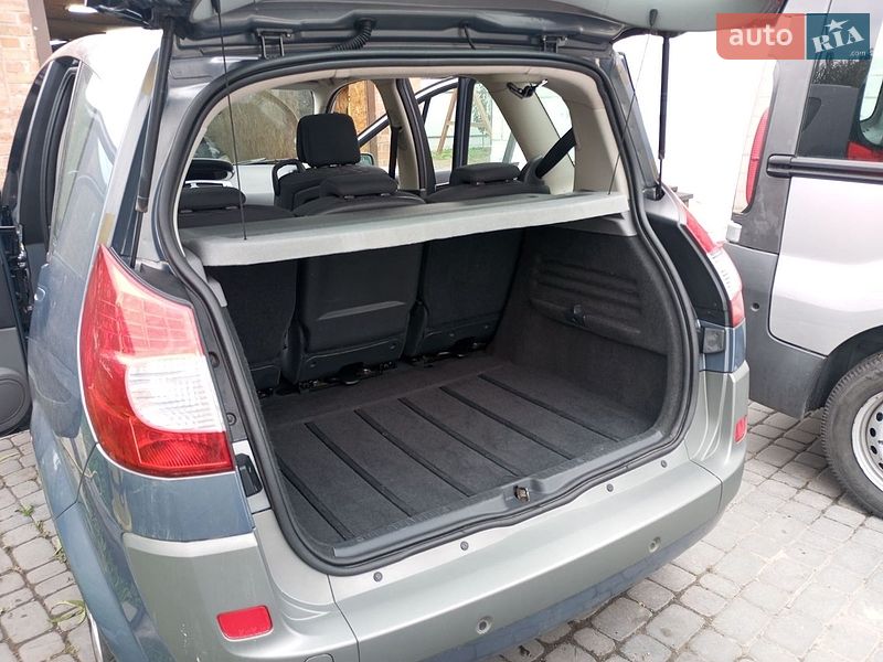 Минивэн Renault Scenic 2006 в Виннице