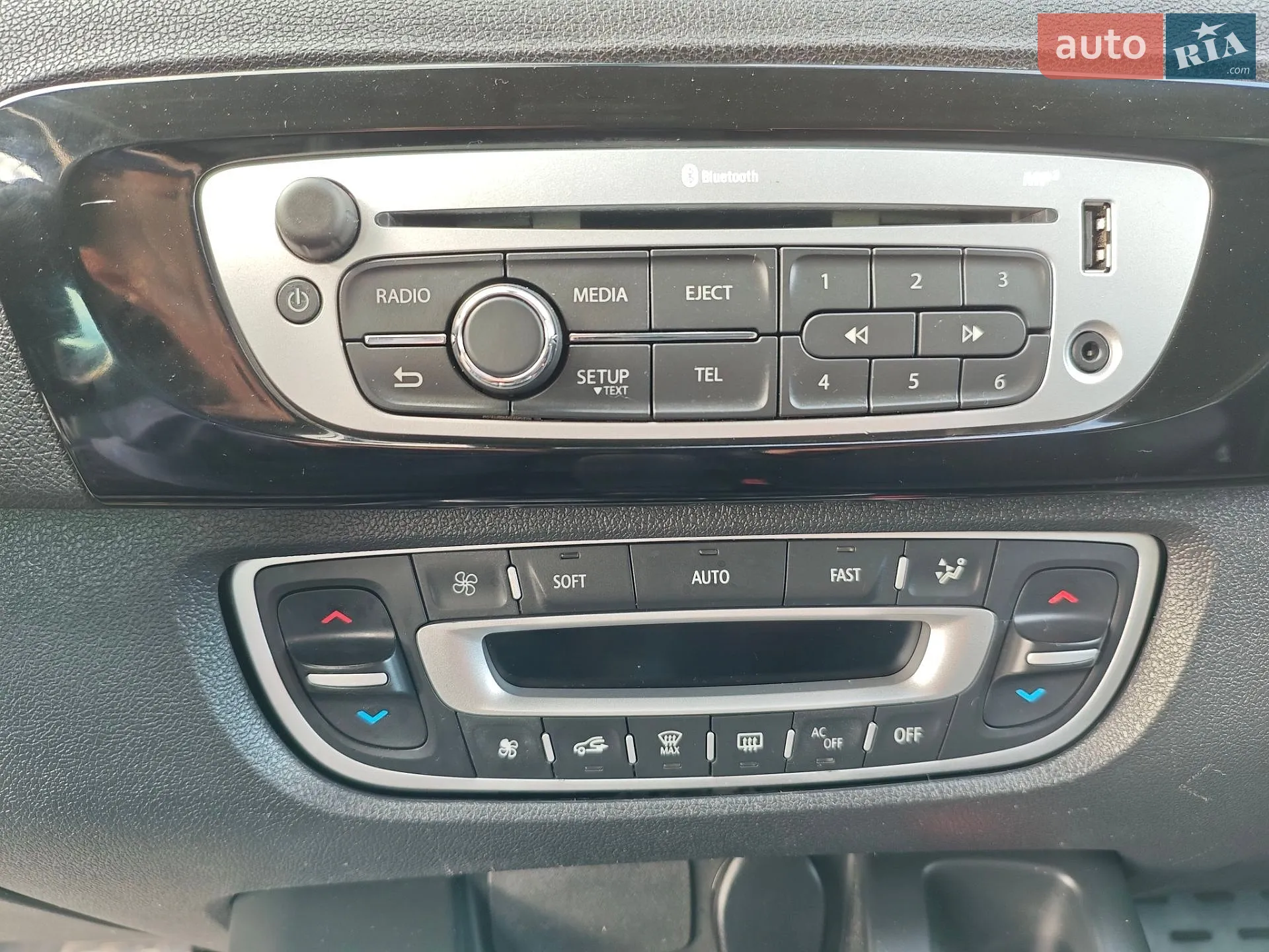 2013 Renault Scenic - мініатюра 24
