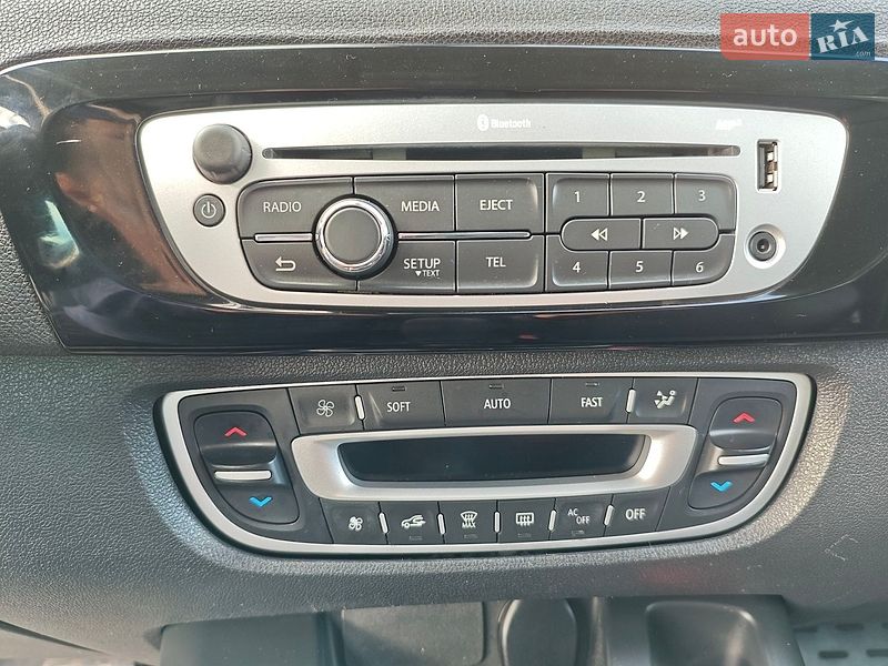 Минивэн Renault Scenic 2013 в Дубно