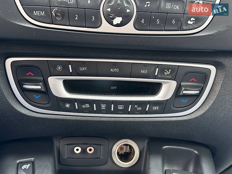 Минивэн Renault Scenic 2010 в Киеве