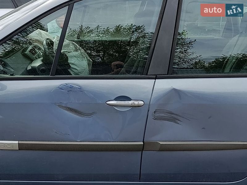 Минивэн Renault Scenic 2005 в Ковеле