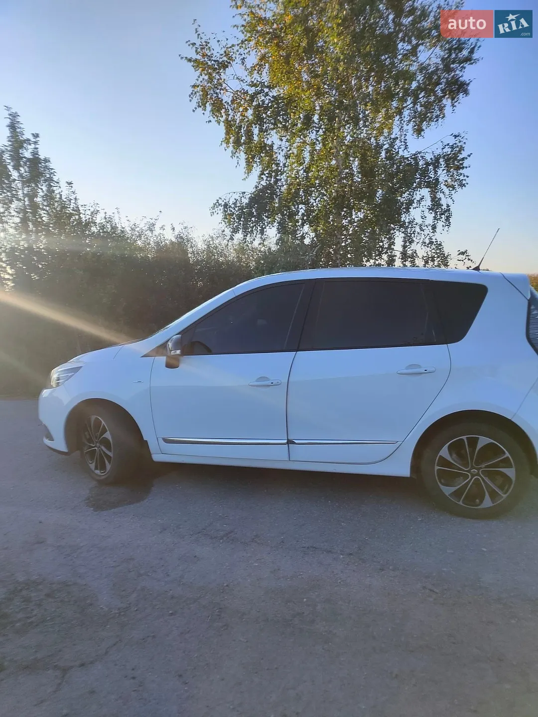 2015 Renault Scenic - мініатюра 27