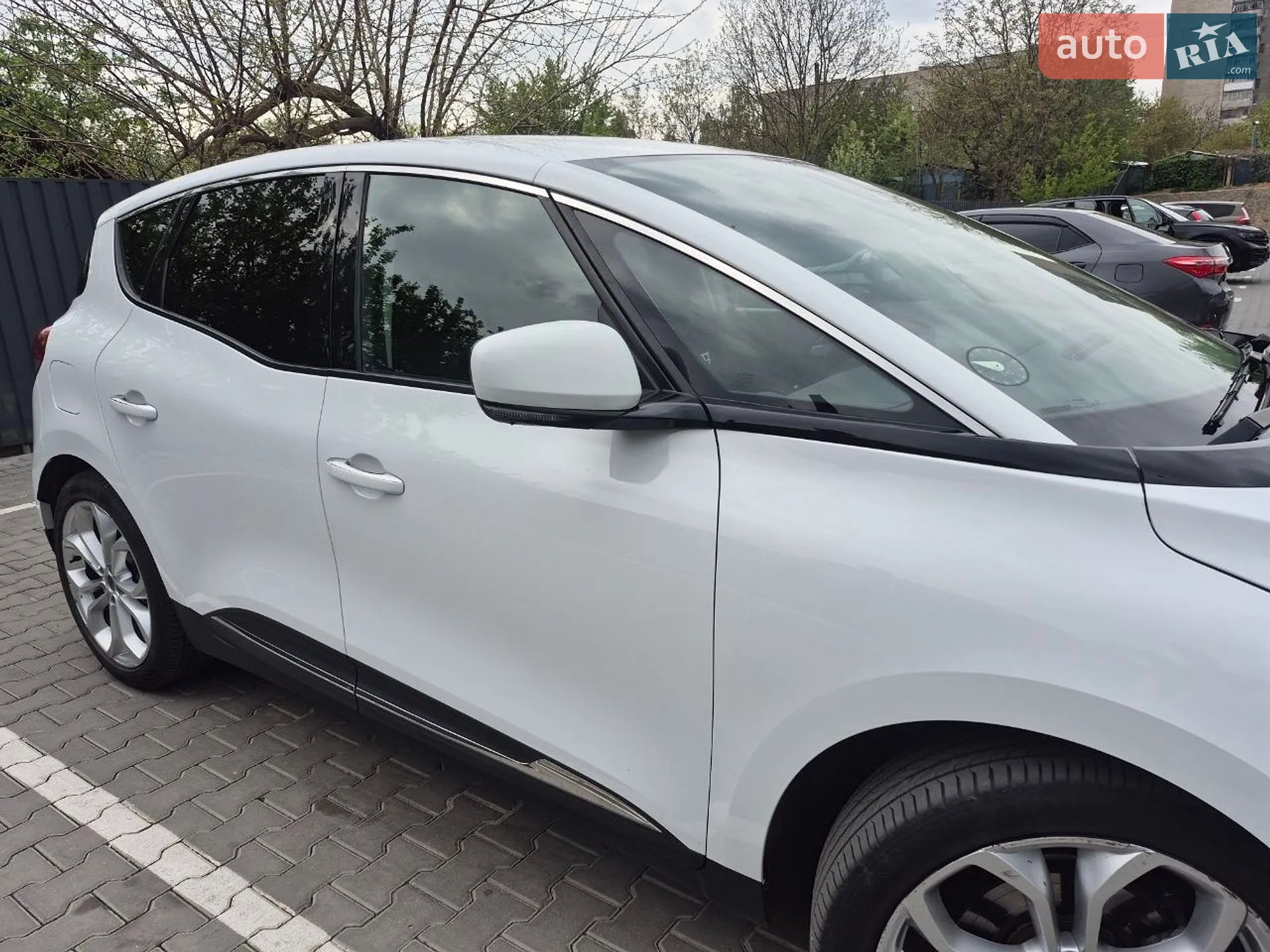 2017 Renault Scenic - мініатюра 8