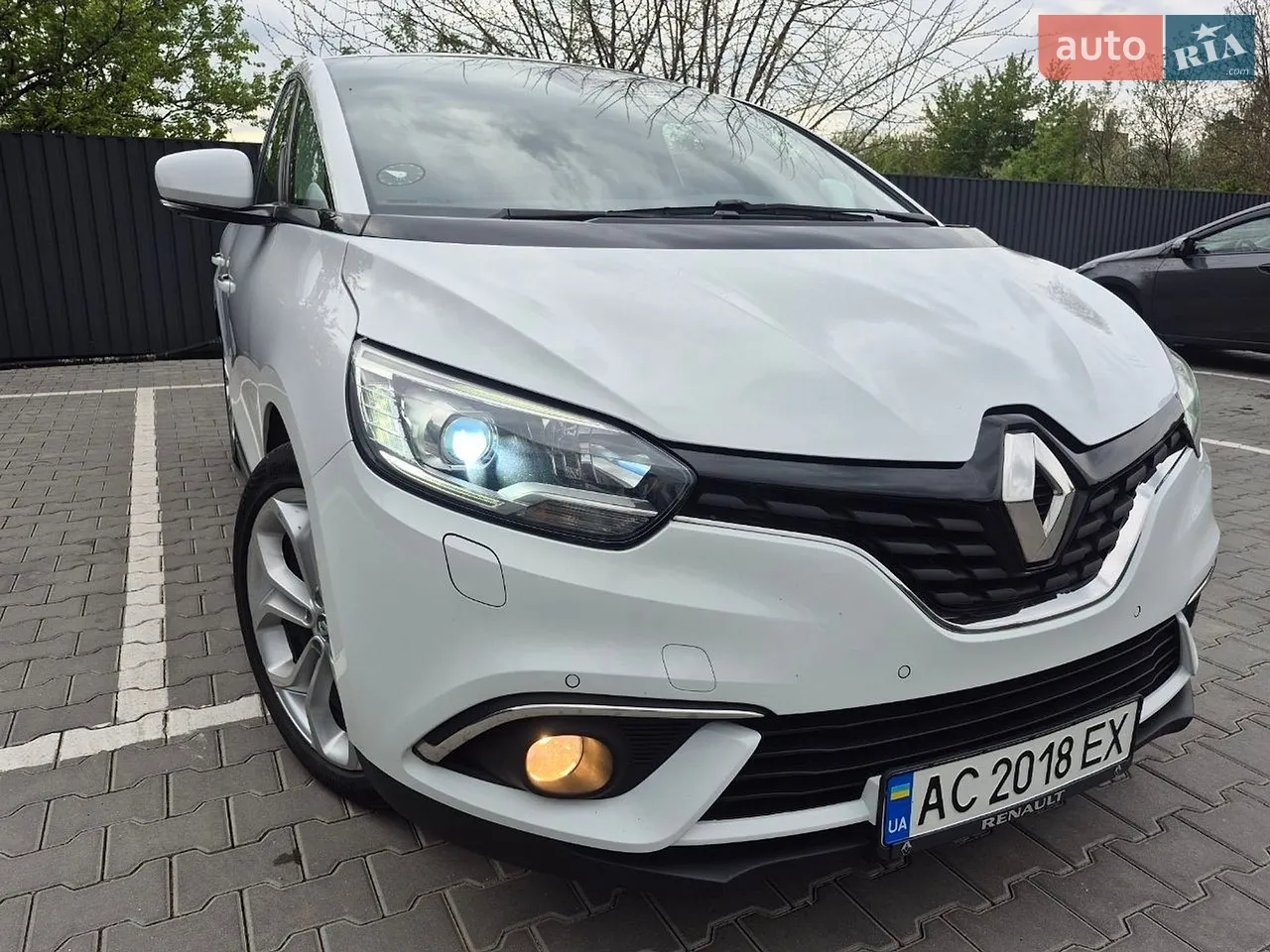 2016 Renault Scenic - мініатюра 11
