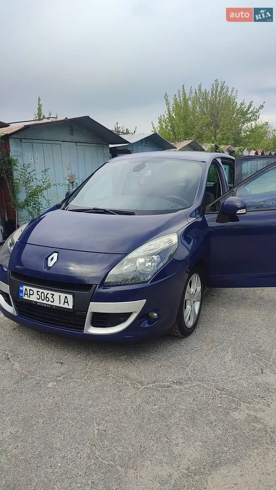 2010 Renault Scenic - мініатюра 26