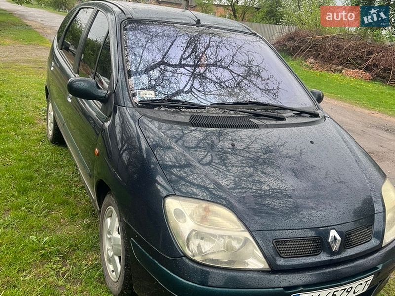 Минивэн Renault Scenic 2003 в Ромнах