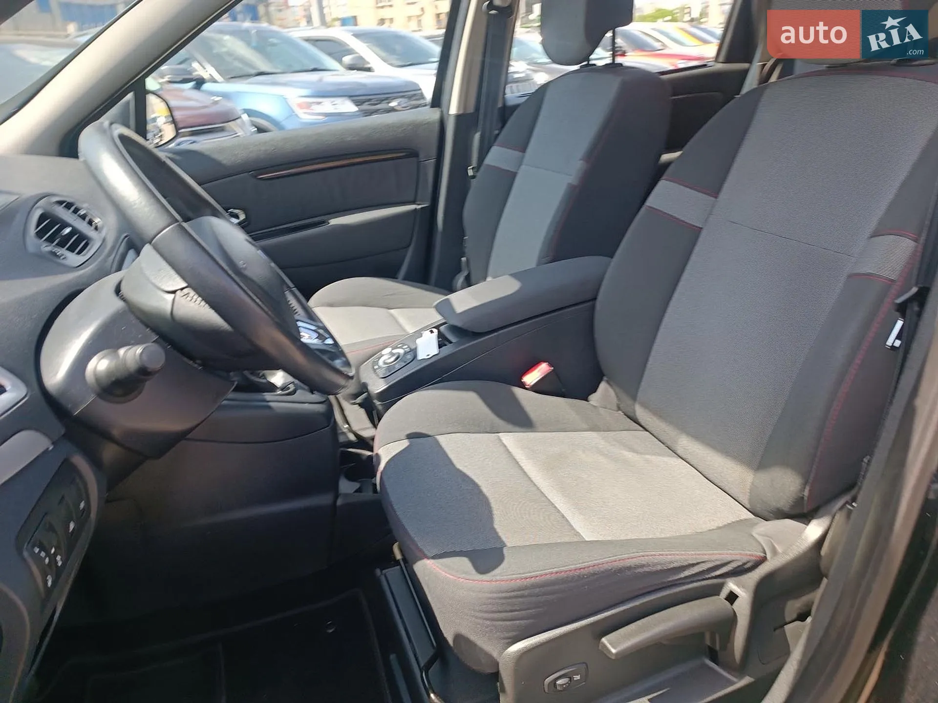 2014 Renault Scenic - мініатюра 12
