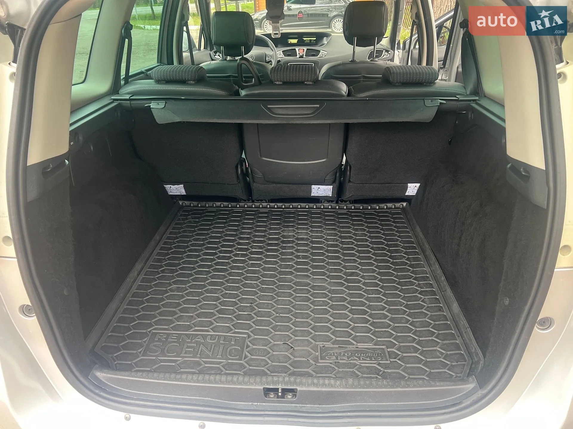 2011 Renault Scenic - мініатюра 12