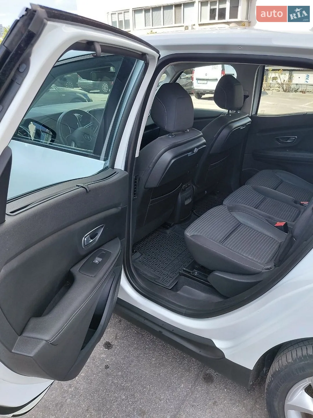 2016 Renault Scenic - мініатюра 32