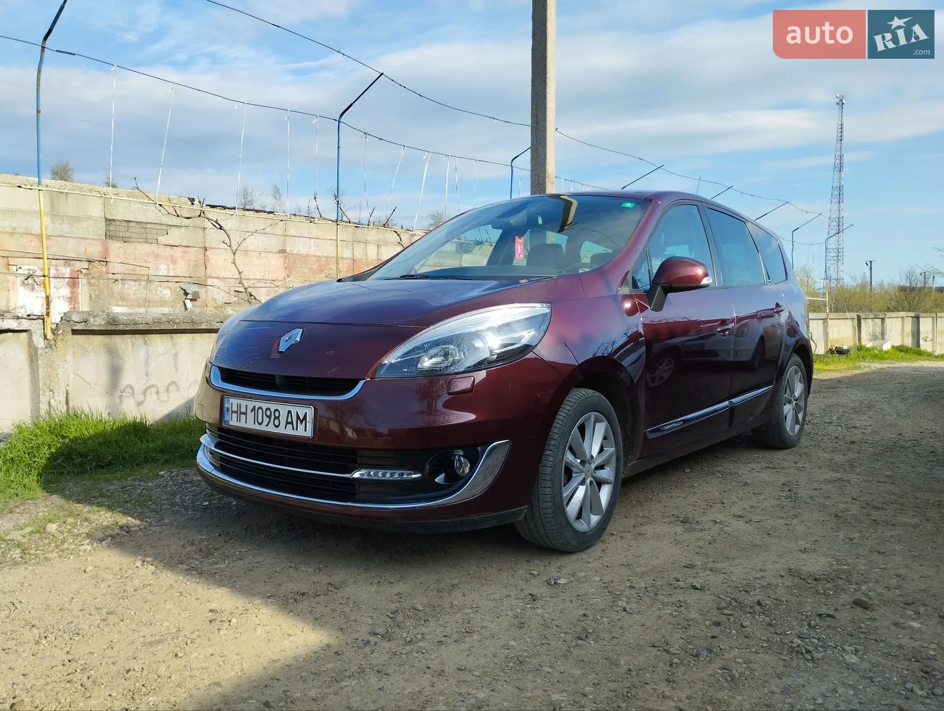 2012 Renault Scenic - фото 1
