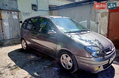 Мінівен Renault Scenic 2003 в Рівному