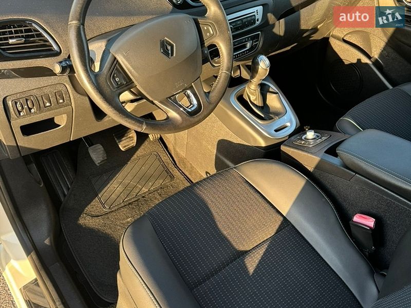 Минивэн Renault Scenic 2013 в Виннице