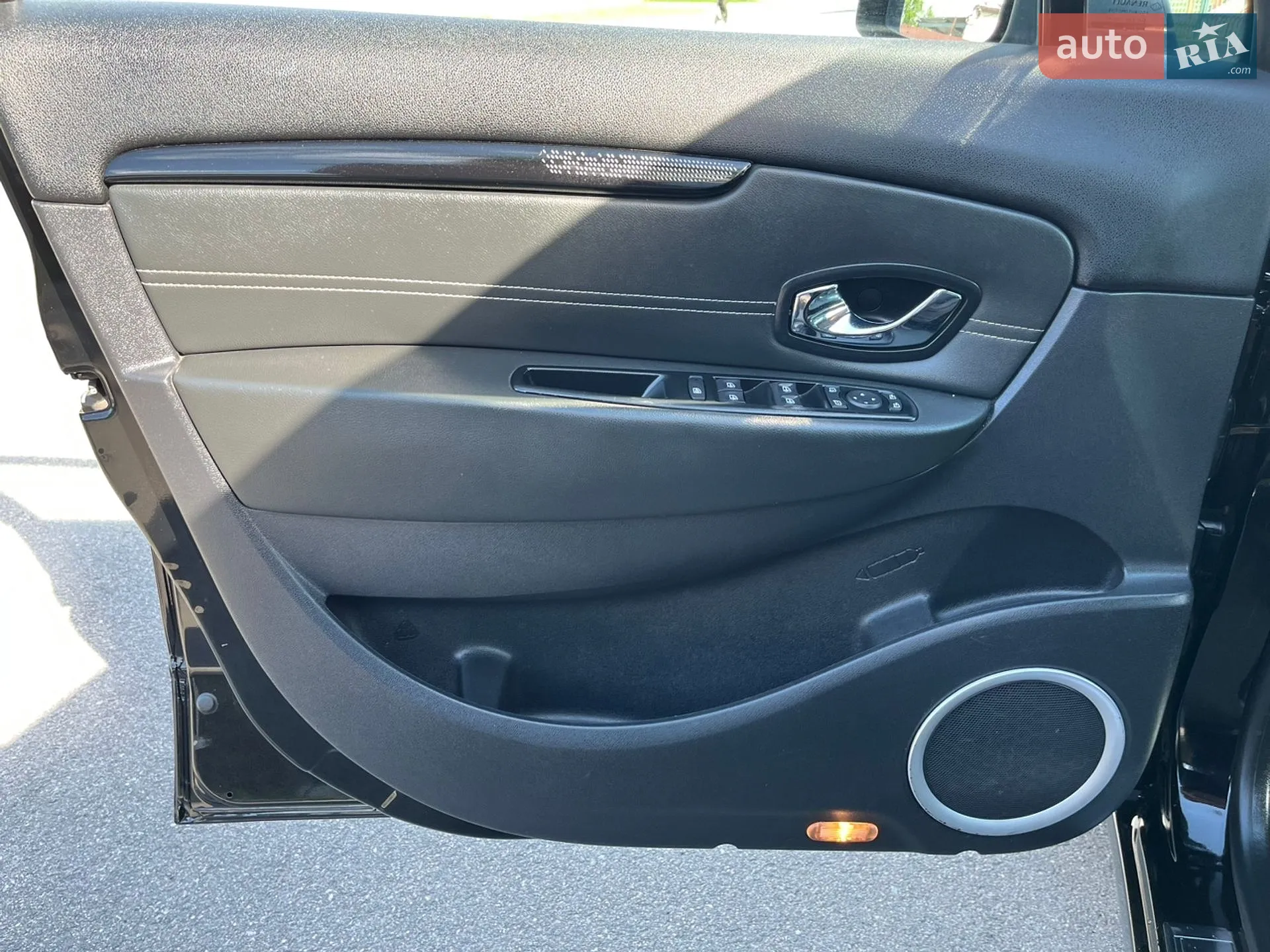 2012 Renault Scenic - мініатюра 29