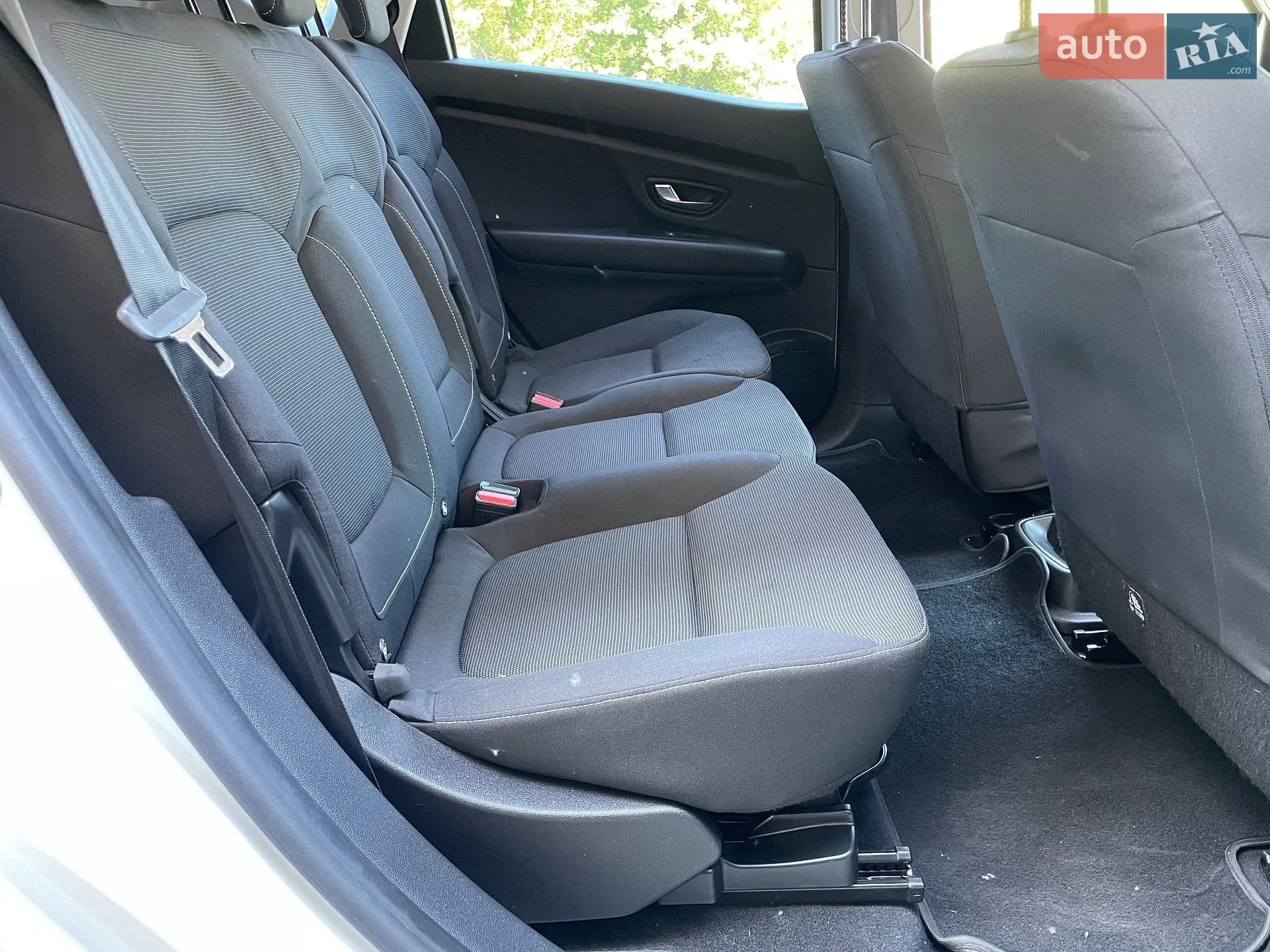 2019 Renault Scenic - мініатюра 31