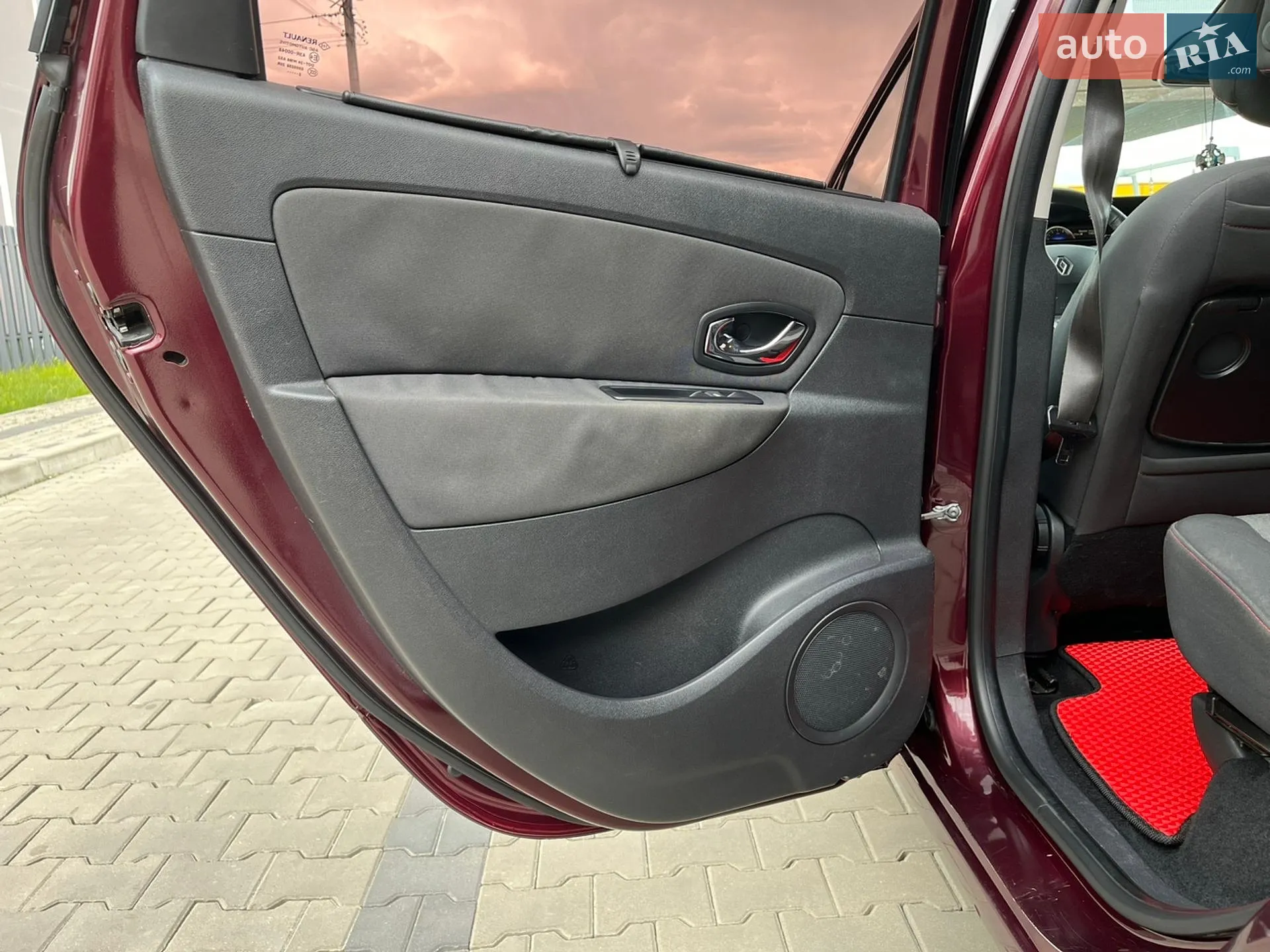 2012 Renault Scenic - мініатюра 24