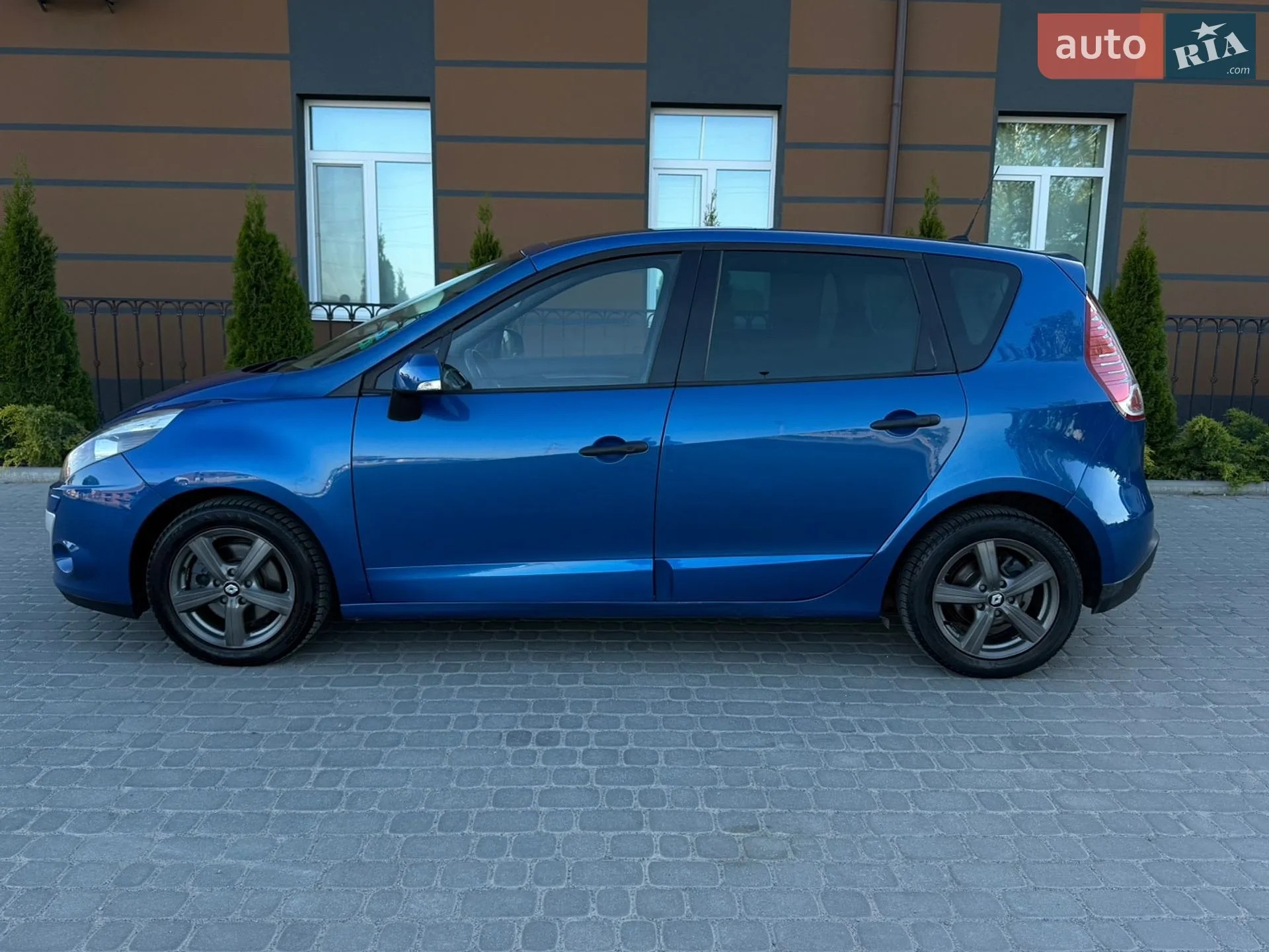 2010 Renault Scenic - мініатюра 8