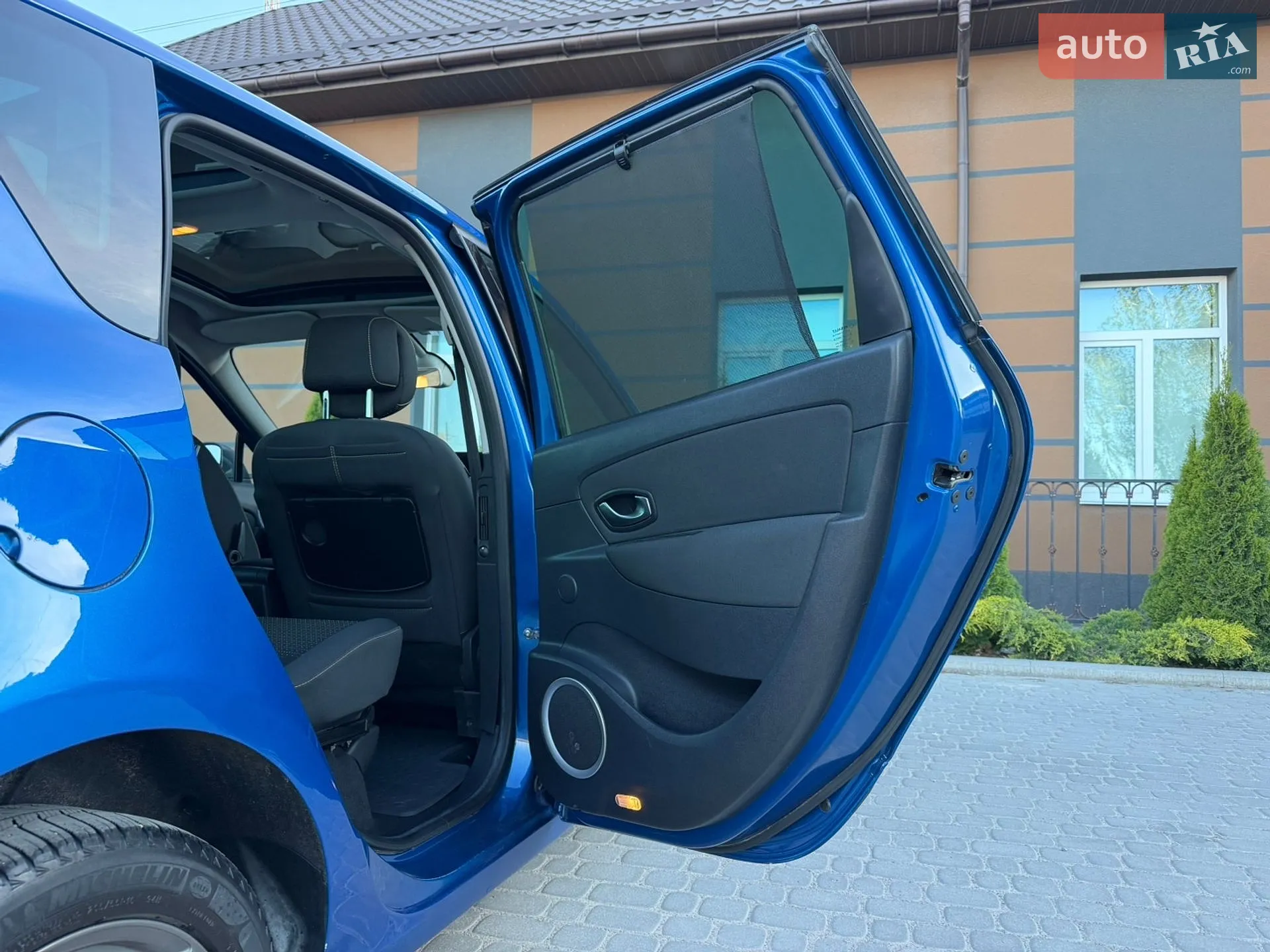 2010 Renault Scenic - мініатюра 23