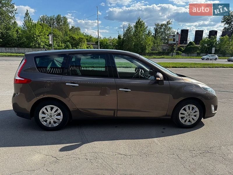 Минивэн Renault Scenic 2009 в Львове
