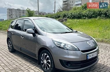 Мінівен Renault Scenic 2013 в Кременчуці