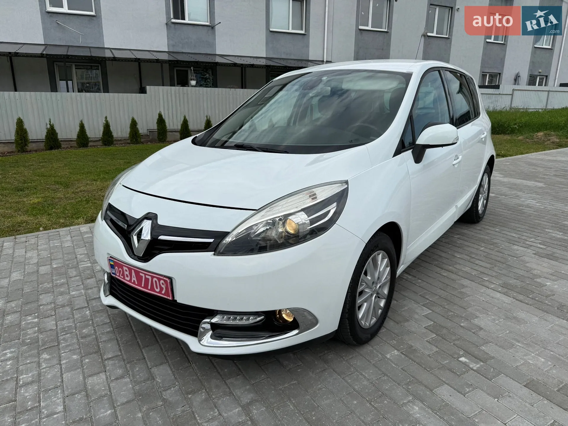 2014 Renault Scenic - мініатюра 3