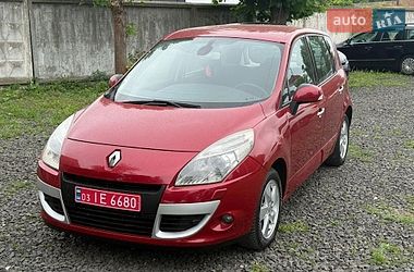 Мінівен Renault Scenic 2010 в Луцьку